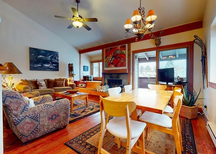 Apartment 1123 Indian Paintbrush