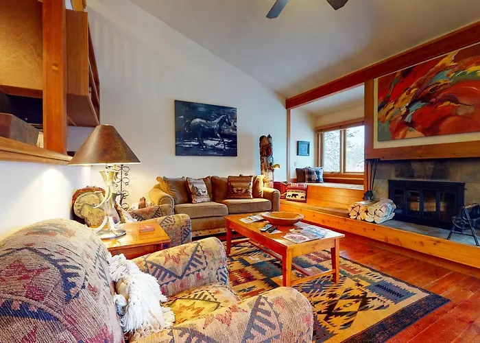 1123 Indian Paintbrush Apartment *